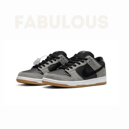Nike SB Dunk Low Sneakers